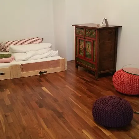 Garden-apartment 公寓